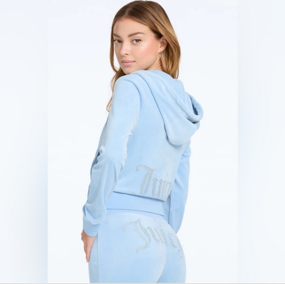 Stylish Juicy Couture tracksuit. Frosted light blue velour with iconic logo. - Picture 2 of 11